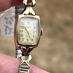 Vintage Ladies Dainty Tiny Elgin Watch 17J 10K GF Bezel Cocktail Small Face
